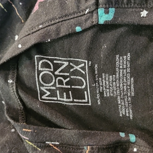 Modern Lux Cactus Desert Theme Top - Picture 5 of 5